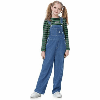 ragazza con salopette jeans denim blu